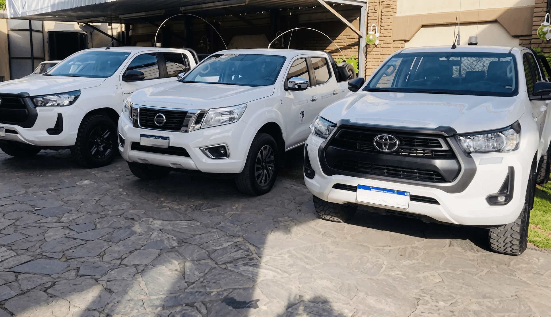 Flota de camionetas 4x4 MB Soluciones en San Juan