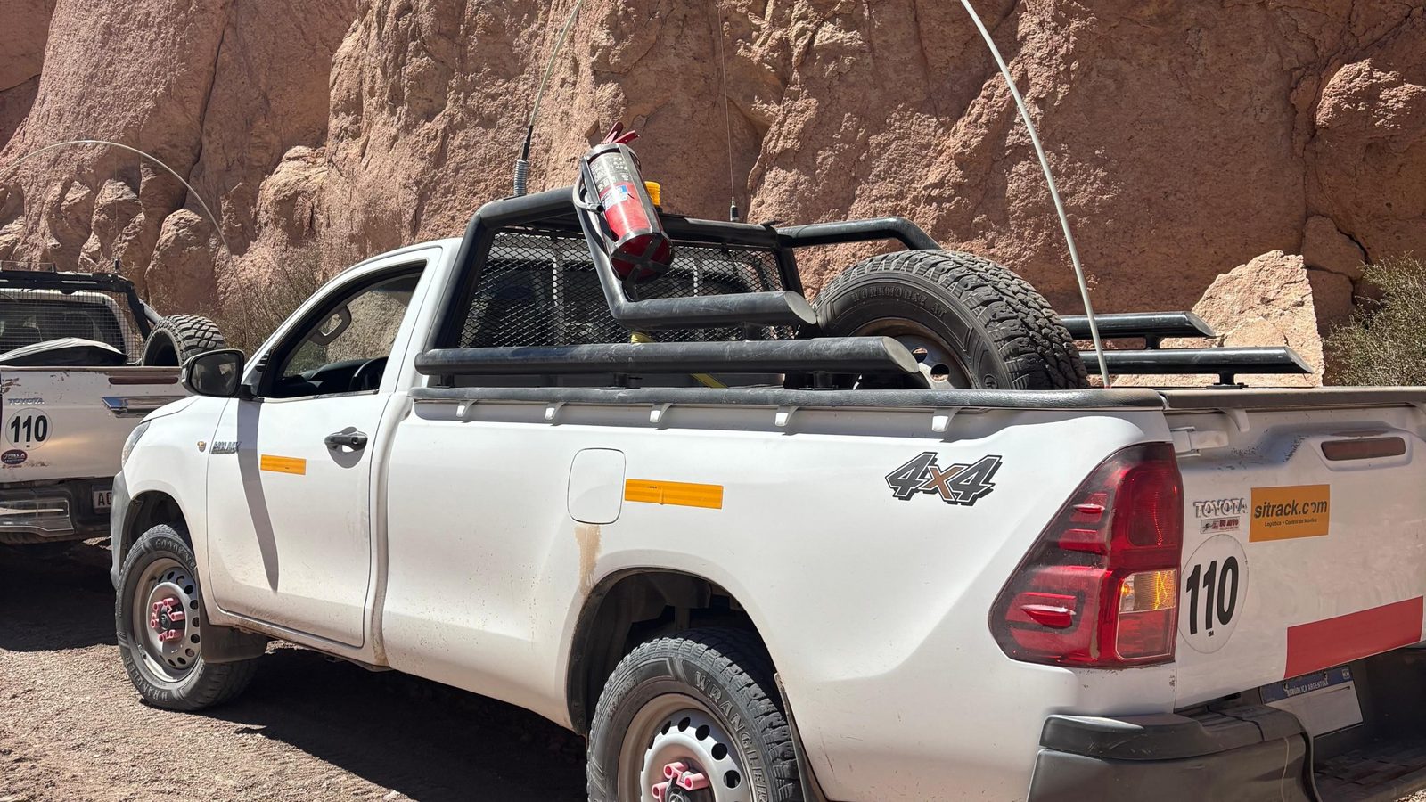 Camioneta 4x4 MB Soluciones — vista 1