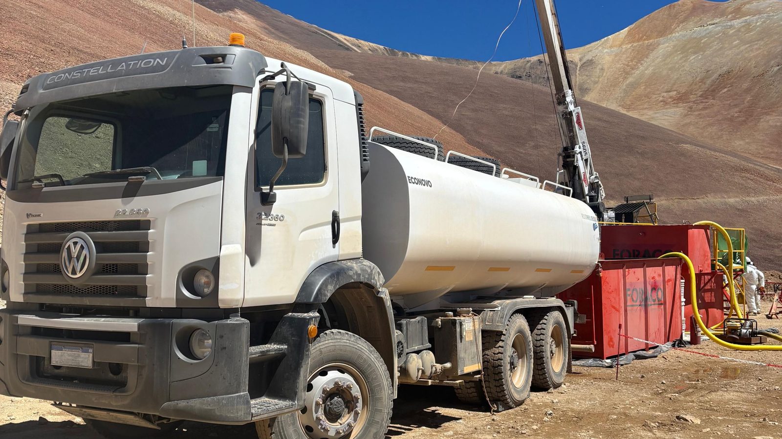 Camioneta 4x4 MB Soluciones — vista 4